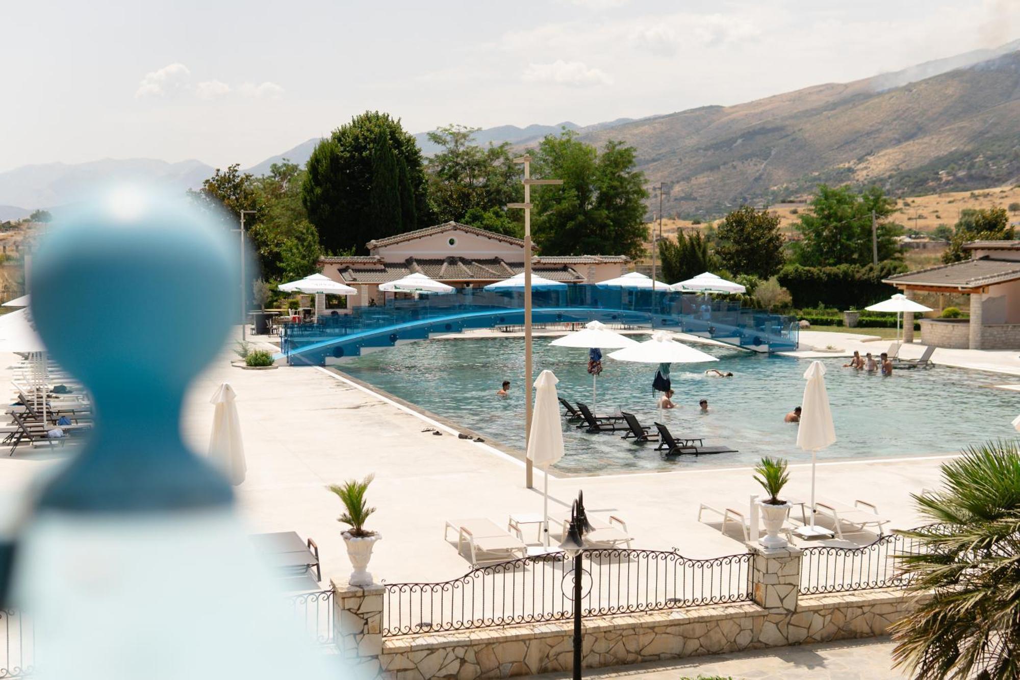 Kronos Village Gjirokastër Buitenkant foto